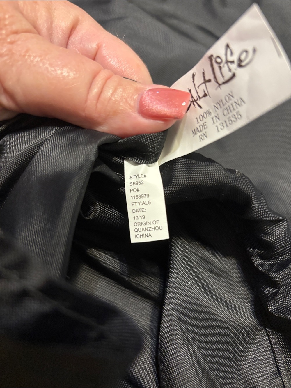 Salt Life Black Drawstring Logo Backpack - Picture 6 of 6
